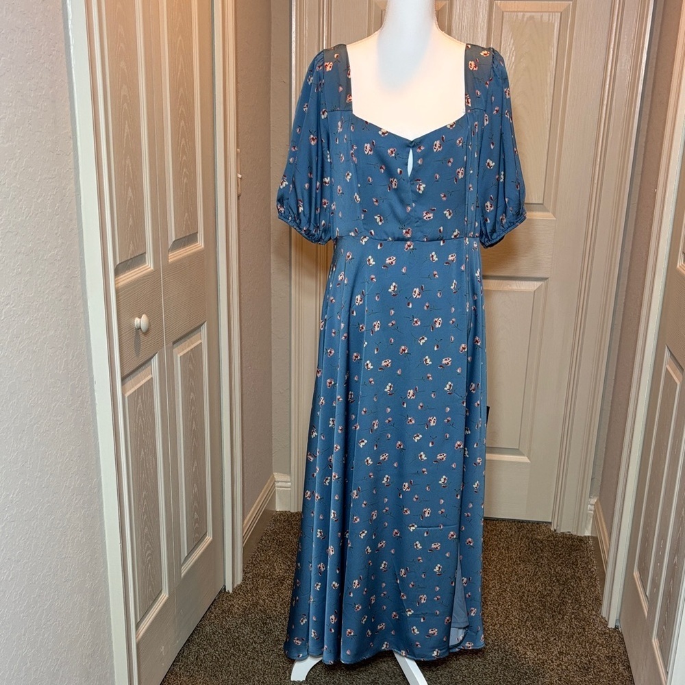 Lulus Gorgeous Days Blue Floral Satin Puff Sleeve Midi
Dress NWT Size XL - Picture 3 of 11